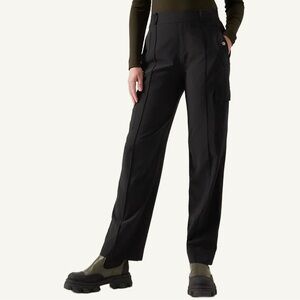 Athleta Vienna Black Cargo Pants Featherweight Stretch Travel Size 12